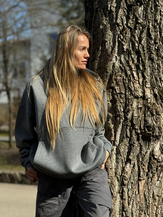 PEPPER UNISEX oversized gray sweater with fluff and hood 