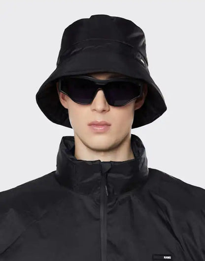 RAINS UNISEX juoda kepurė