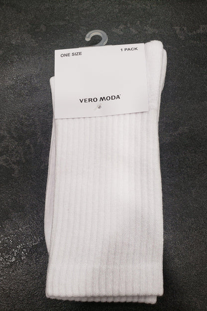 VERO MODA baltos kojinės