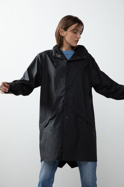 RAINS Unisex juodas lietpaltis